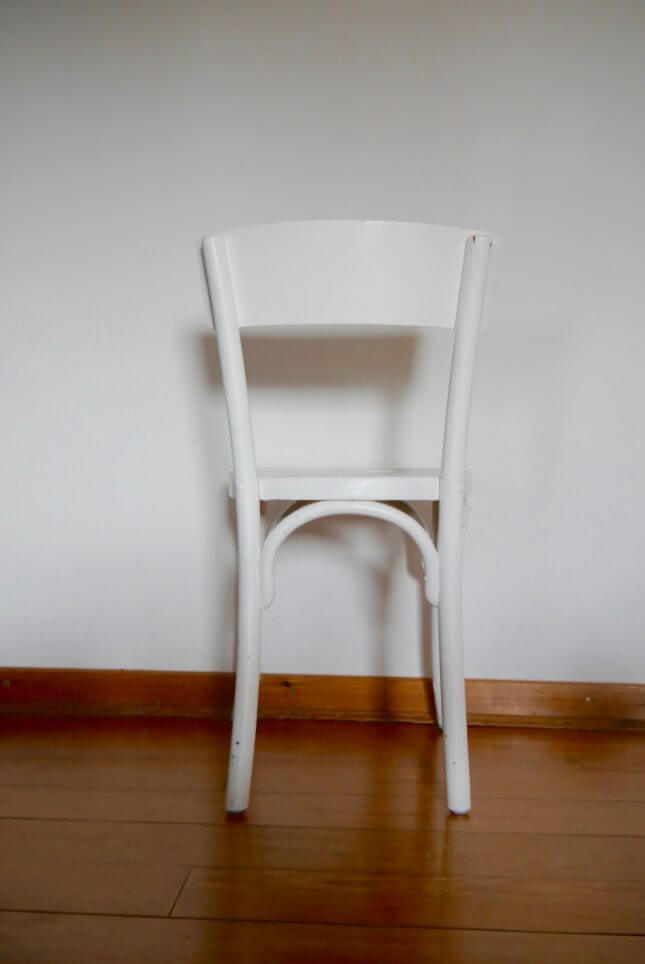 Weißer Vintage Stuhl